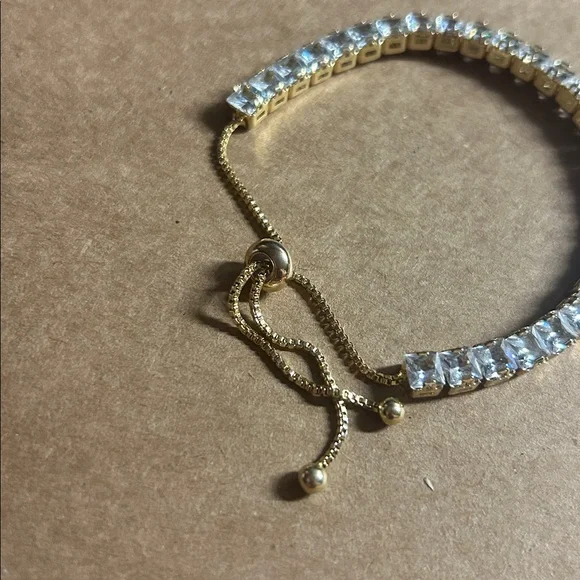 Gold and Swarovski Crystal Adjustable Tennis Bracelet‎